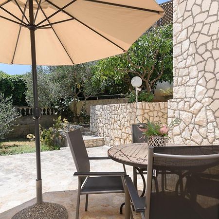 Apartmani Suki Trogir Eksteriør bilde
