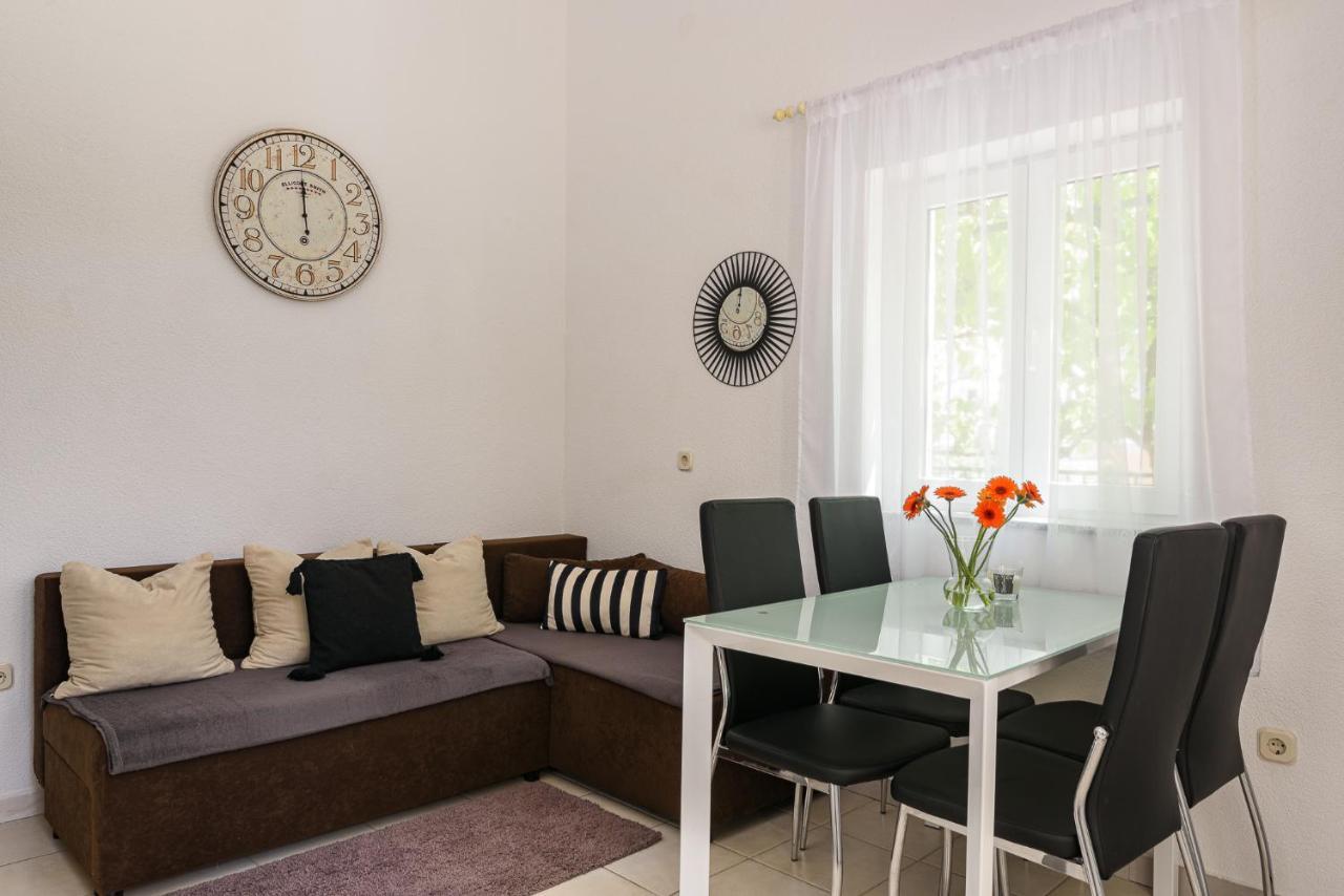 Apartmani Suki Trogir Eksteriør bilde