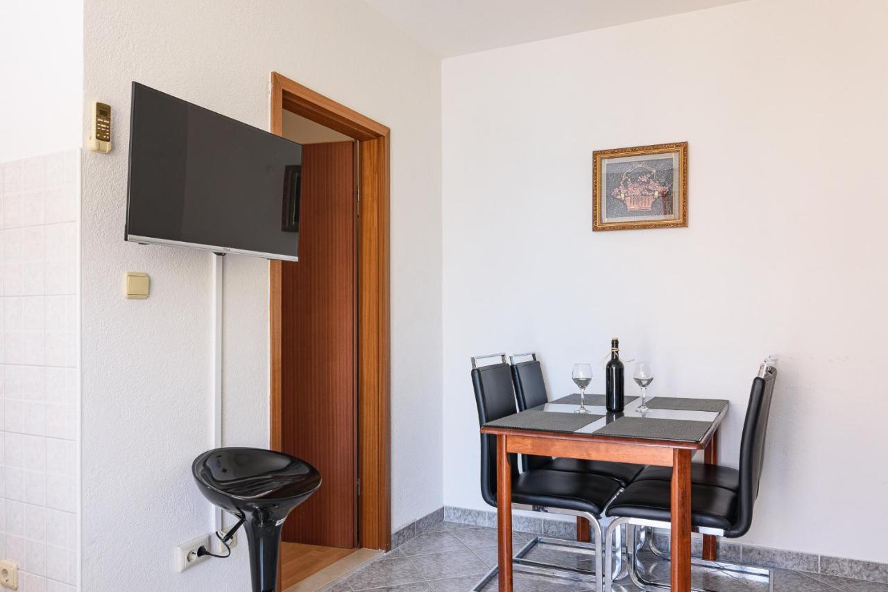 Apartmani Suki Trogir Eksteriør bilde
