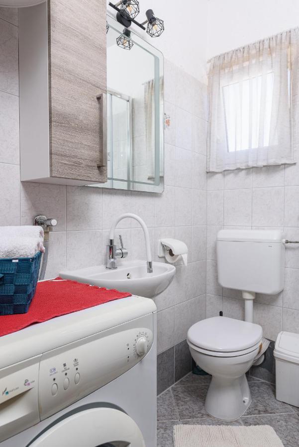 Apartmani Suki Trogir Eksteriør bilde