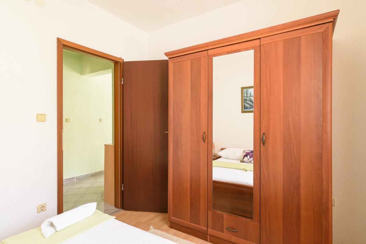 Apartmani Suki Trogir Eksteriør bilde