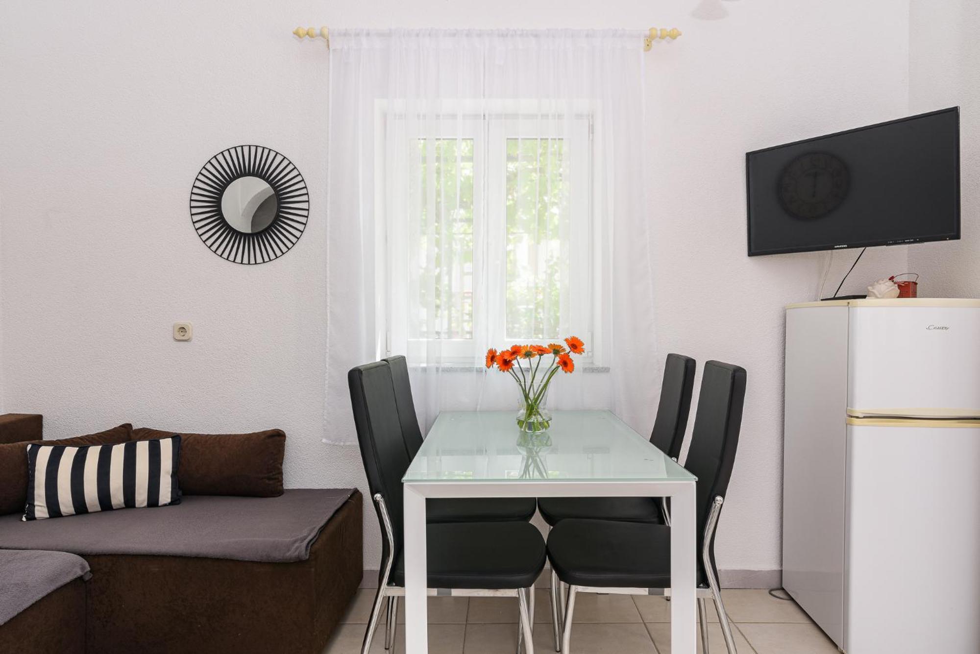 Apartmani Suki Trogir Eksteriør bilde